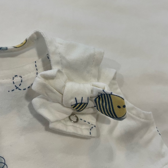 🐝 Cute white BEE dress by Pure Born in size 12 MONTHS! 100% Cotton and so cute - Picture 6 of 7